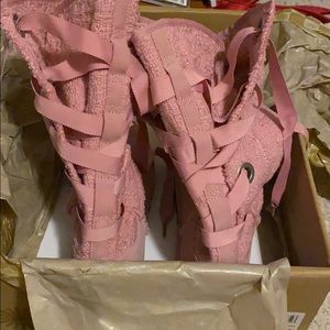 Ugg heirloom pink boots